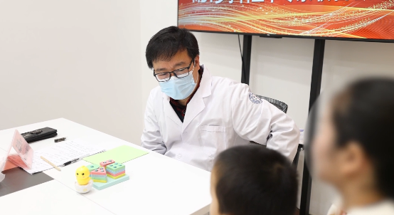 五一会诊回顾丨京陕三甲儿科专家联合会诊圆满结束，家长满意而归!