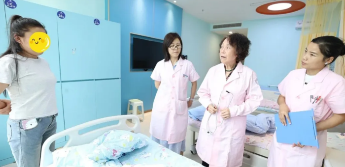西安交通大学第二附属医院毛云英教授领衔多学科专家联合会诊，构建西北儿童康复全流程服务体系