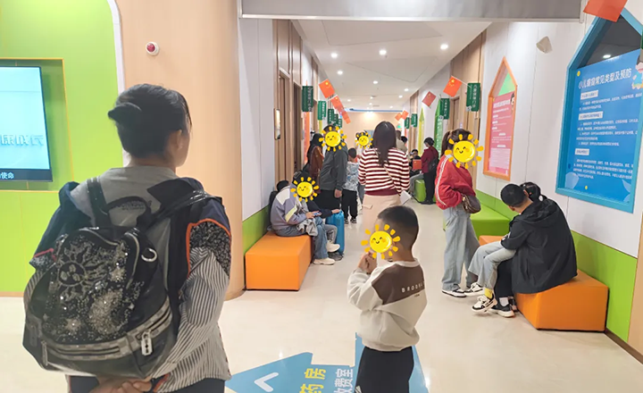中国康复研究中心曹丽辉教授会诊火热进行中，直击儿童发育难题，少量余号限时预约!