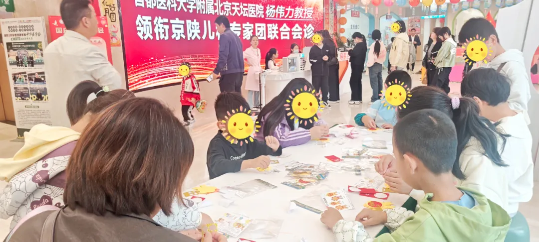 暖心坚守，“童”庆华诞：多彩活动点亮患儿康复之路