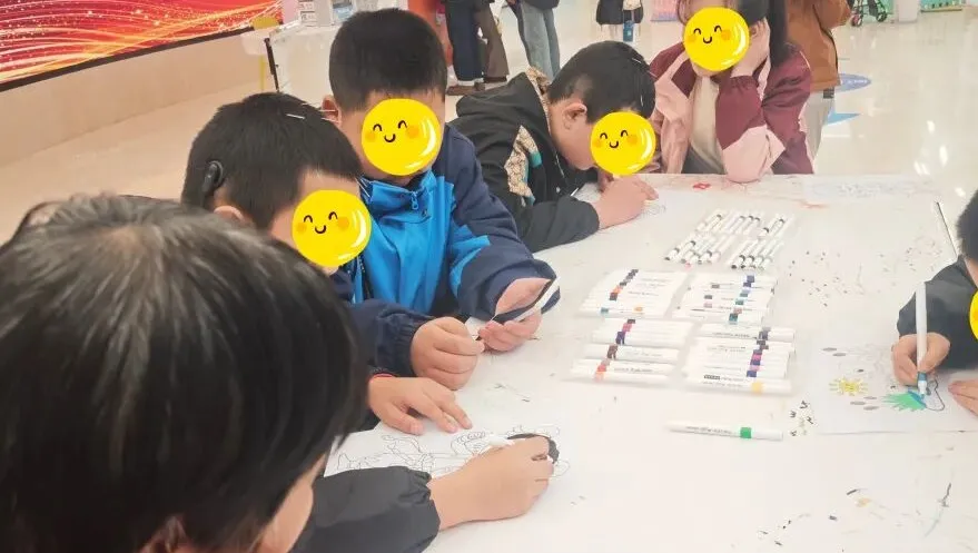 专家会诊“零距离”，北京市第六医院马燕茹教授莅临西安附一儿童医院联合会诊，广受家长欢迎