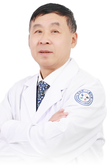 郑青春医生照片
